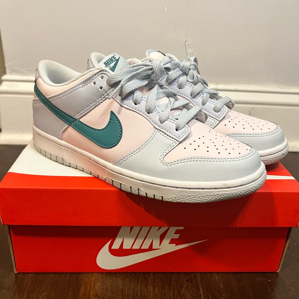 Nike Dunk Low GS “Football Grey”